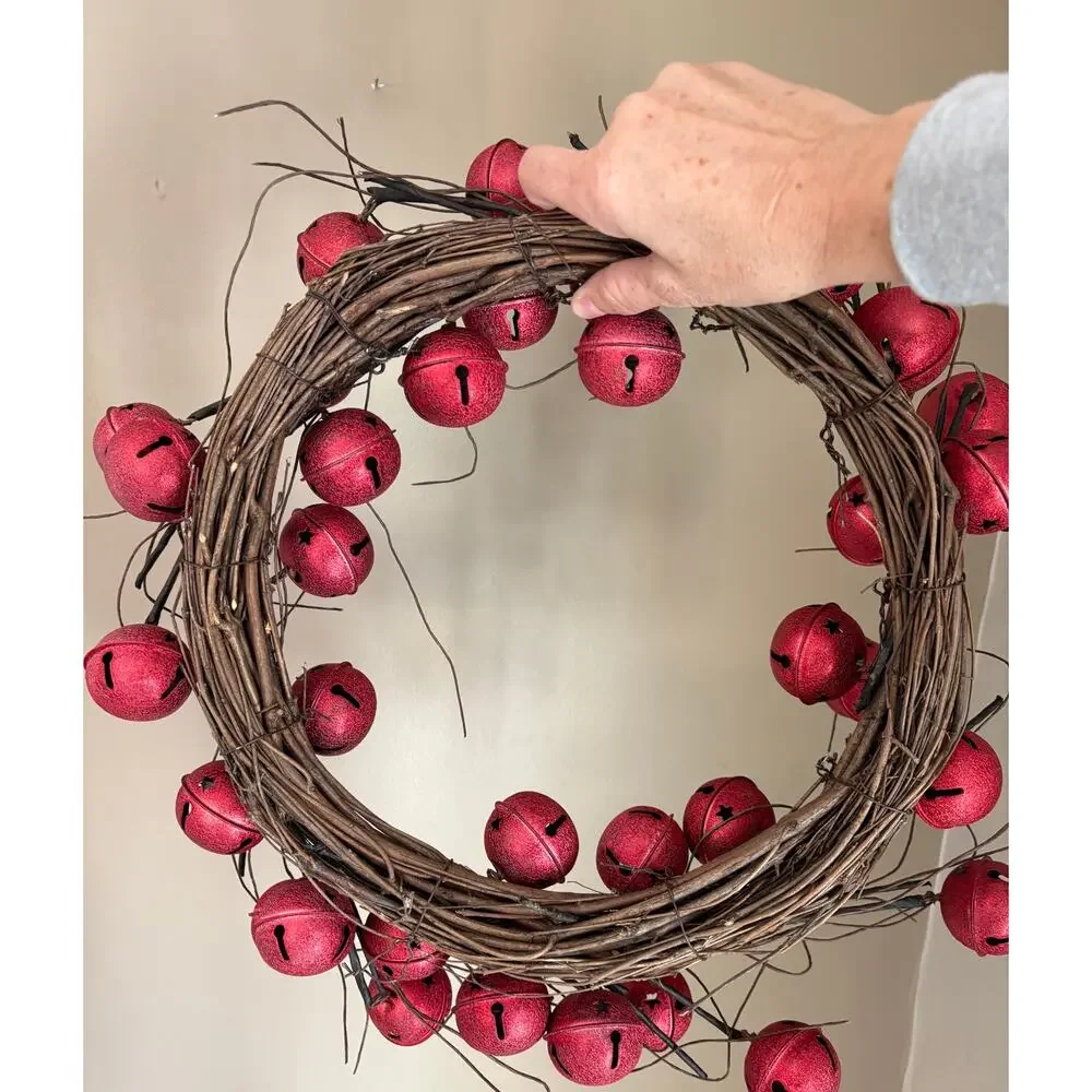 Red Metal jingle bell Christmas wreath